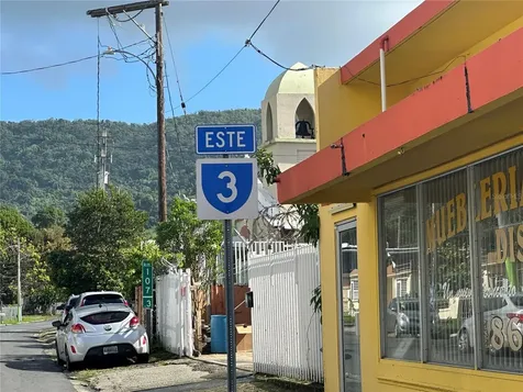 Calle Jose C Barbosa Esq Antonio Arroyo Maunabo PR 00707
