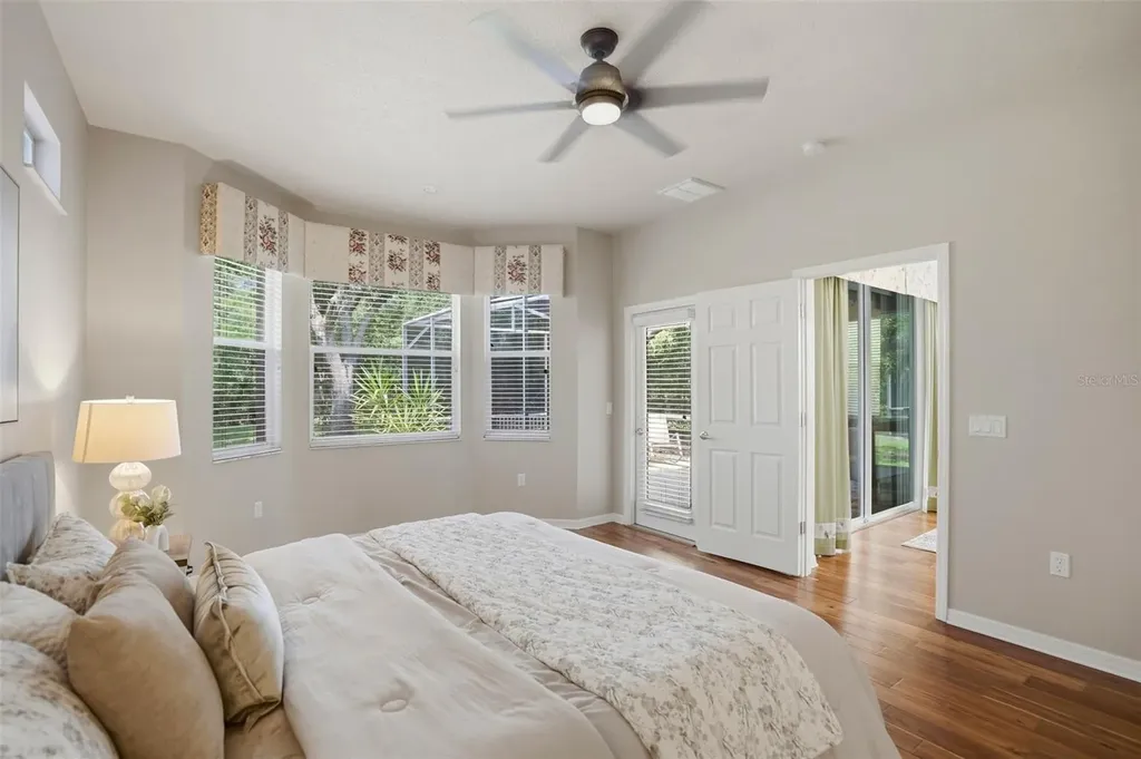 8005 Shaddock Place Land O Lakes FL 34637