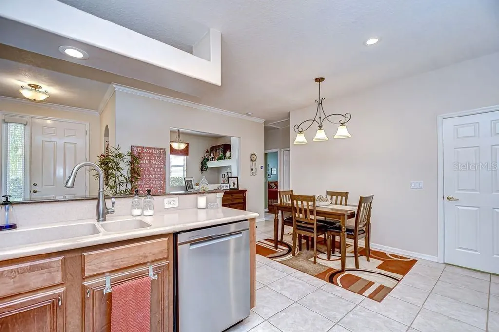 8005 Shaddock Place Land O Lakes FL 34637