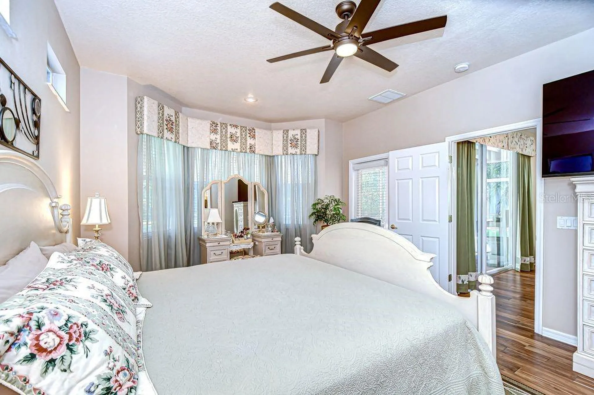 8005 Shaddock Place Land O Lakes FL 34637