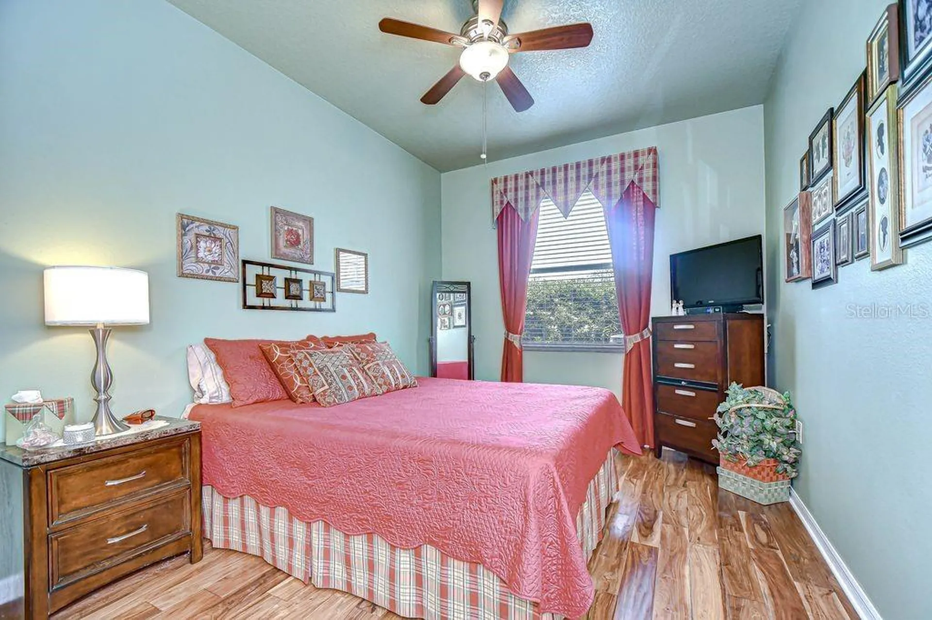 8005 Shaddock Place Land O Lakes FL 34637