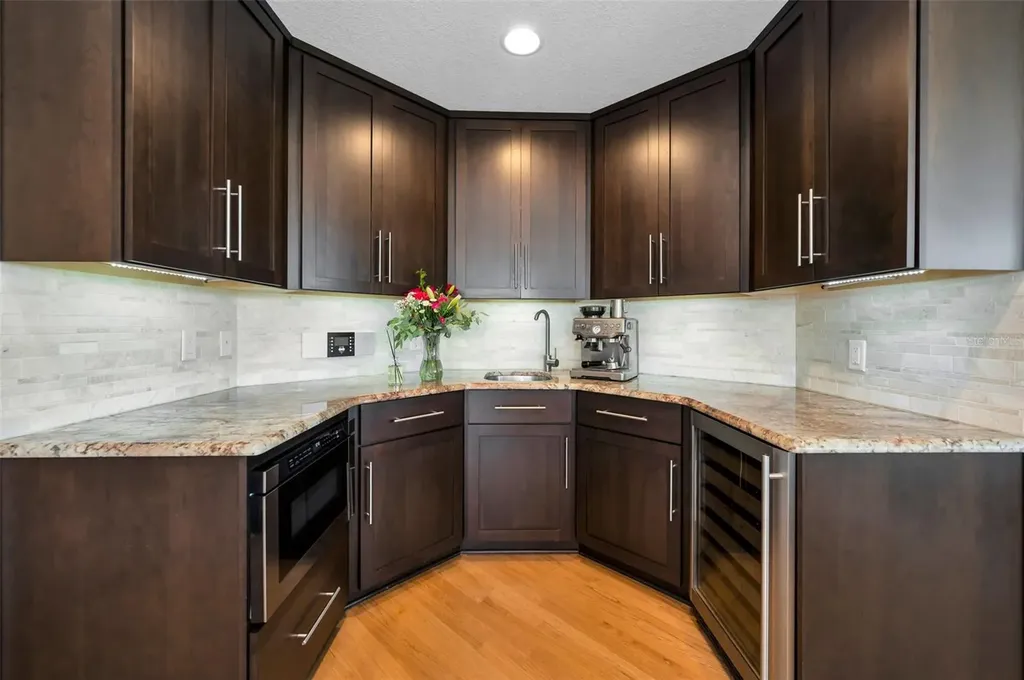 2103 N Pointe Alexis Drive Tarpon Springs FL 34689
