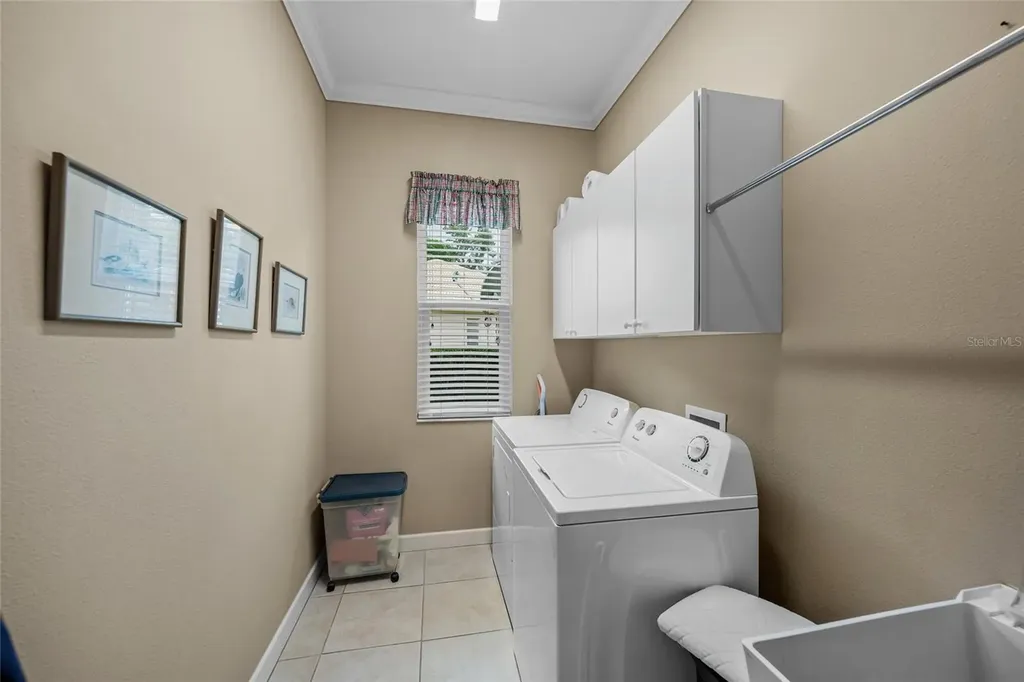 8305 Flagstaff Way Sarasota FL 34241