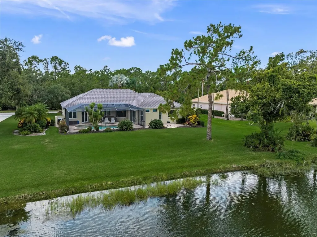 8305 Flagstaff Way Sarasota FL 34241
