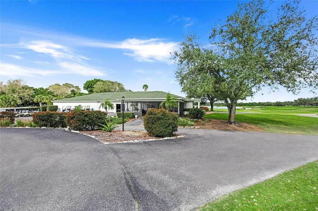 8305 Flagstaff Way Sarasota FL 34241
