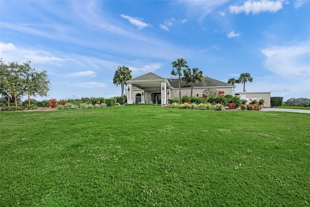 8305 Flagstaff Way Sarasota FL 34241