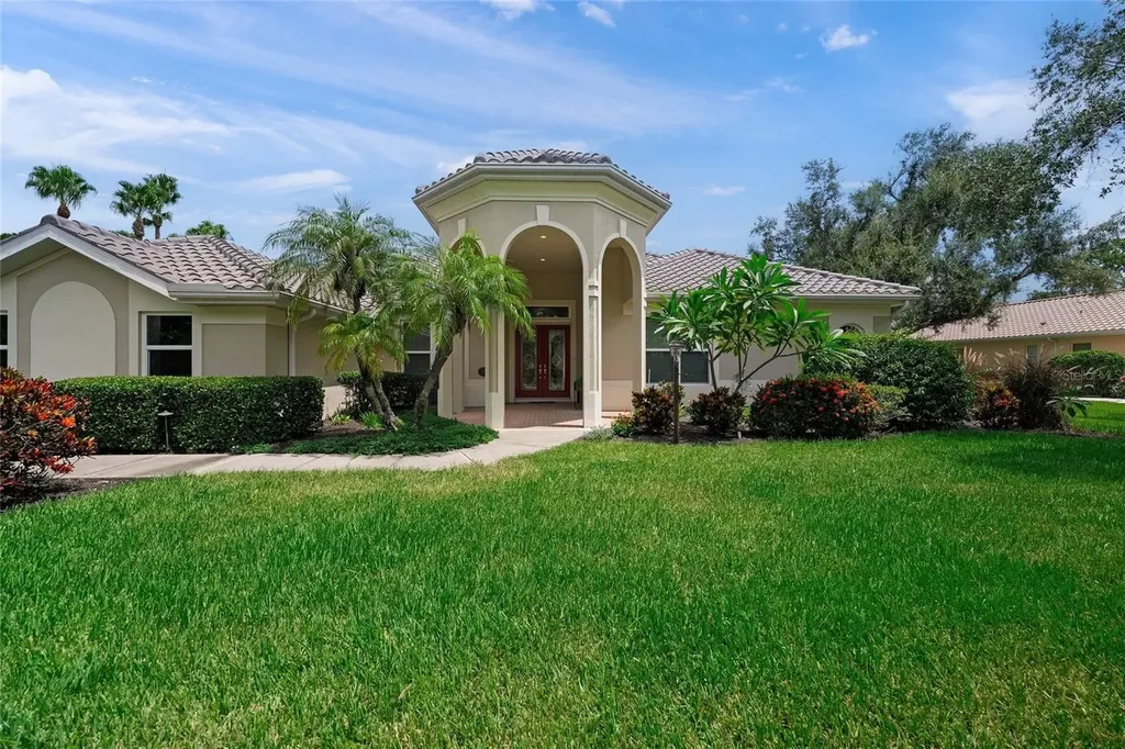 8305 Flagstaff Way Sarasota FL 34241