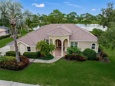 8305 Flagstaff Way Sarasota FL 34241
