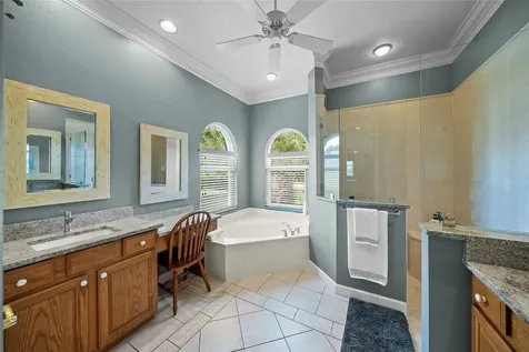 8305 Flagstaff Way Sarasota FL 34241