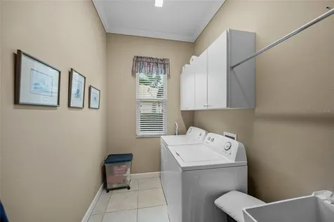8305 Flagstaff Way Sarasota FL 34241