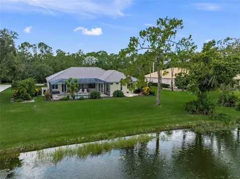 8305 Flagstaff Way Sarasota FL 34241