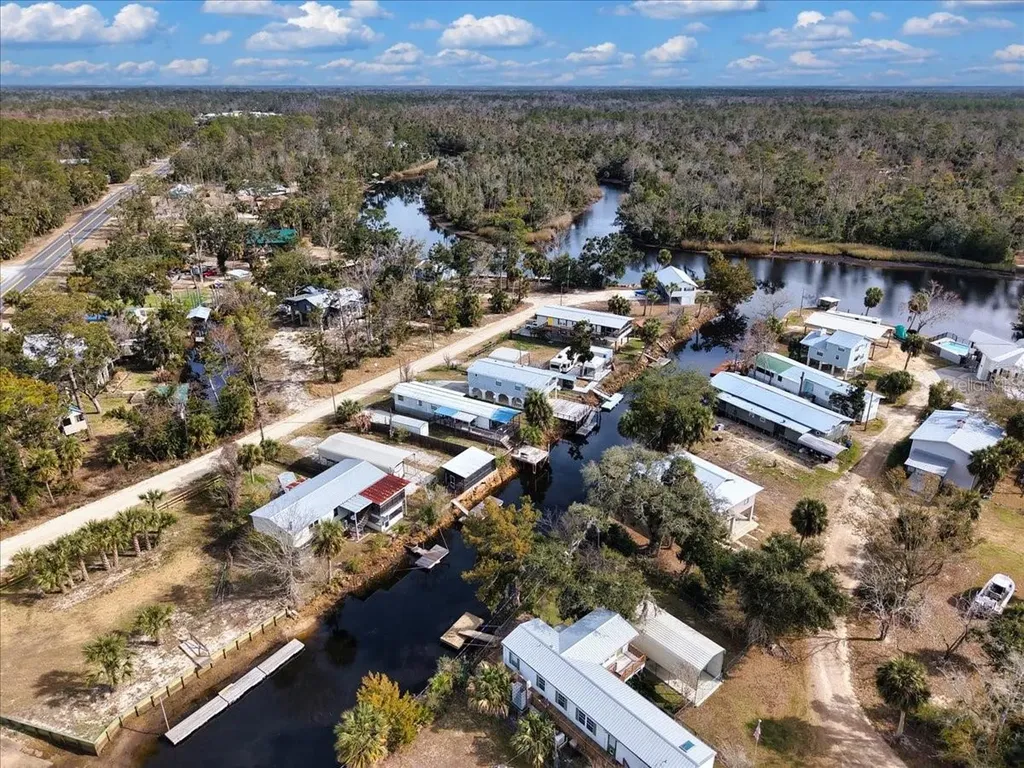 1712 NE King Street Steinhatchee FL 32359