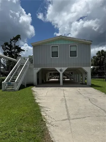 1712 NE King Street Steinhatchee FL 32359