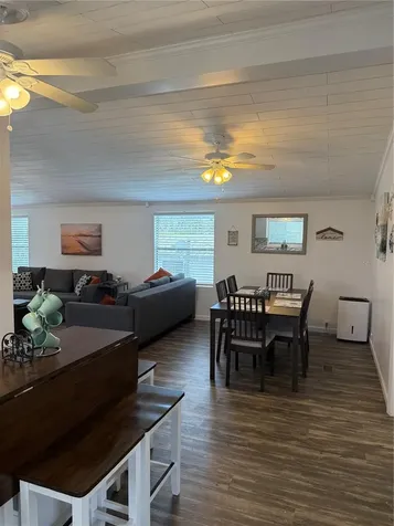 1712 NE King Street Steinhatchee FL 32359