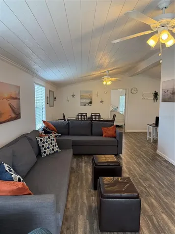 1712 NE King Street Steinhatchee FL 32359