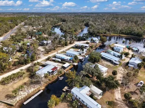 1712 NE King Street Steinhatchee FL 32359
