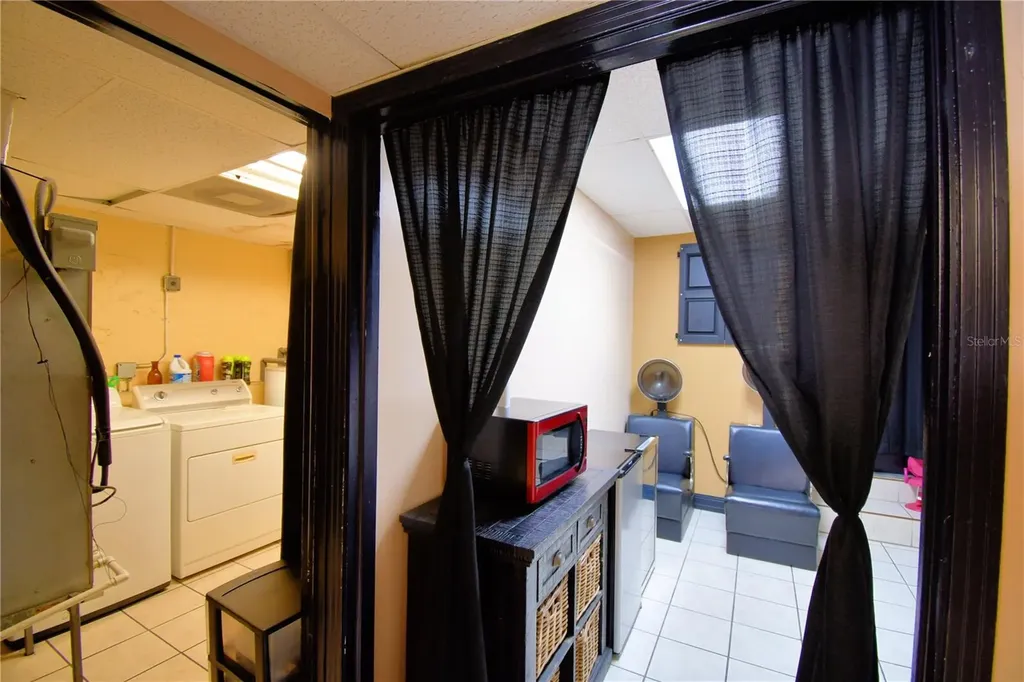 128 E Orange Avenue Lake Wales FL 33853