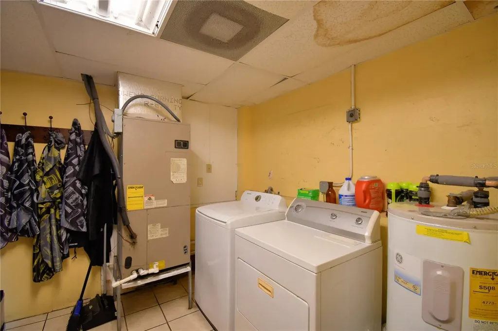 128 E Orange Avenue Lake Wales FL 33853