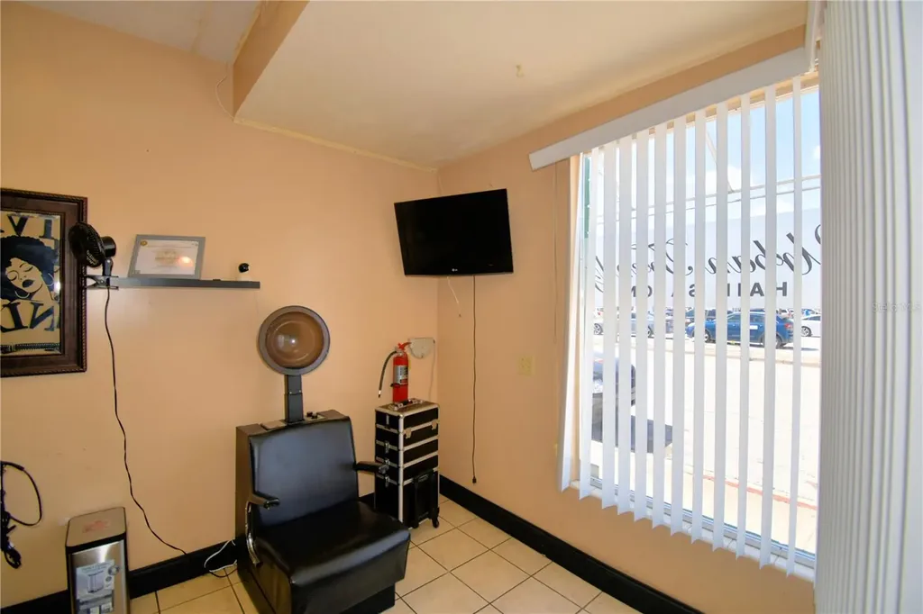 128 E Orange Avenue Lake Wales FL 33853