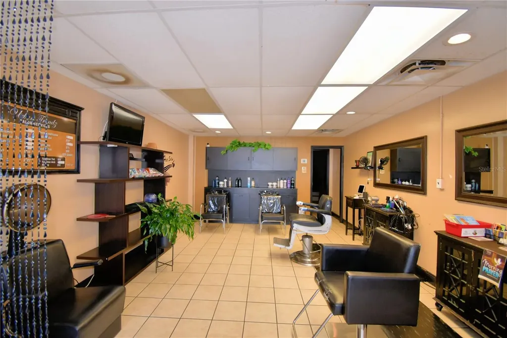 128 E Orange Avenue Lake Wales FL 33853