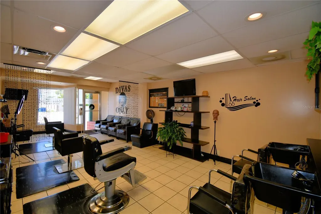 128 E Orange Avenue Lake Wales FL 33853