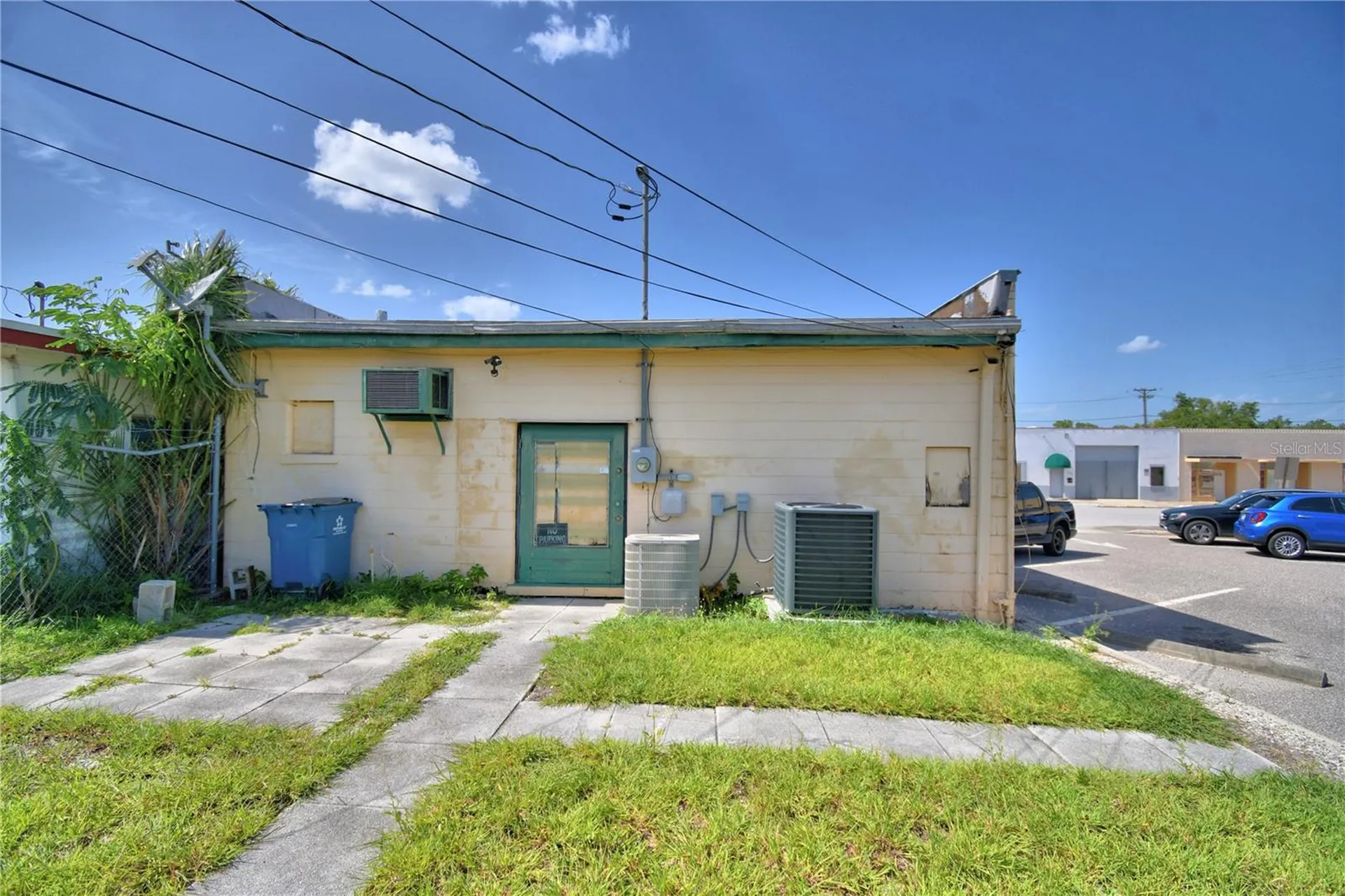 128 E Orange Avenue Lake Wales FL 33853