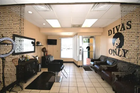 128 E Orange Avenue Lake Wales FL 33853
