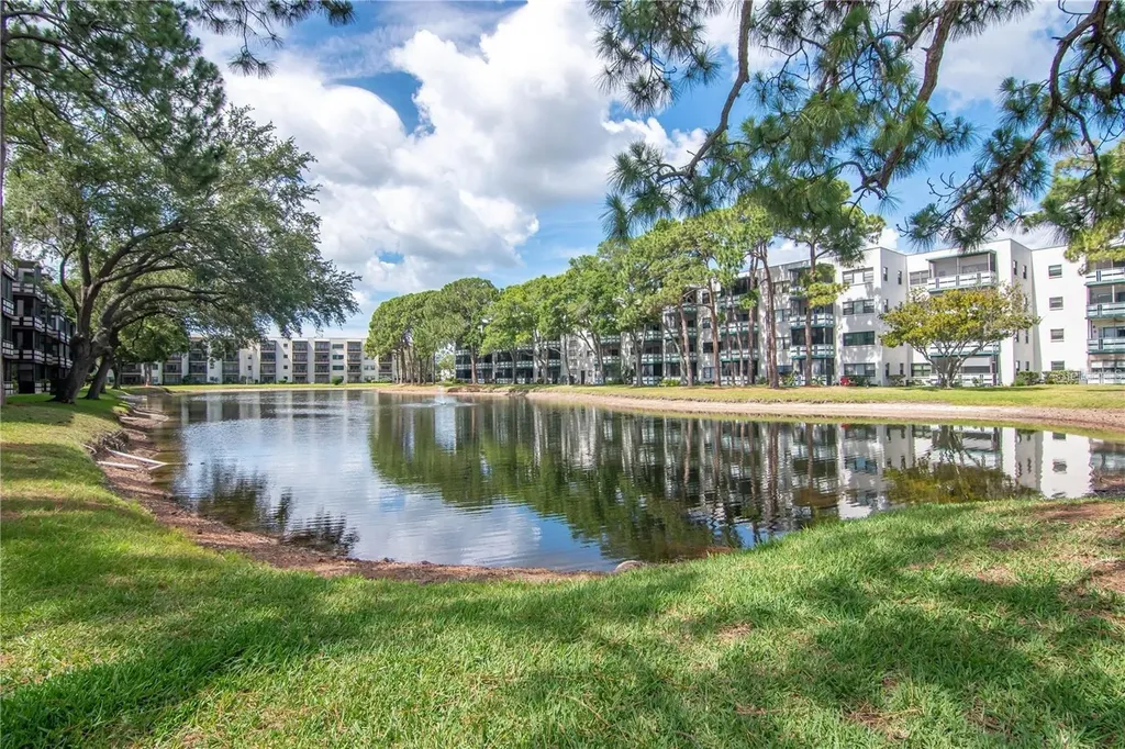 5980 80th Street N St Petersburg FL 33709