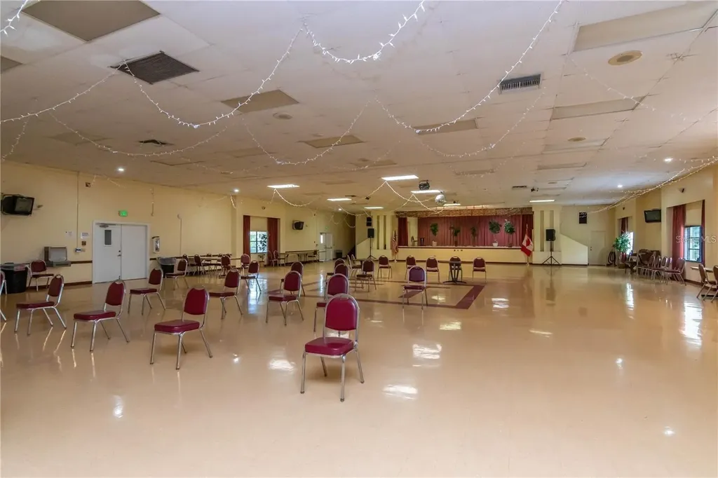 5980 80th Street N St Petersburg FL 33709