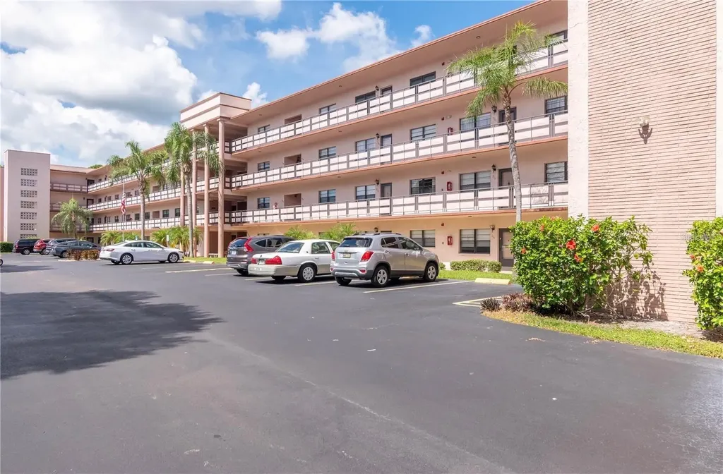 5980 80th Street N St Petersburg FL 33709