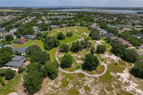 178 Magneta Loop Auburndale FL 33823
