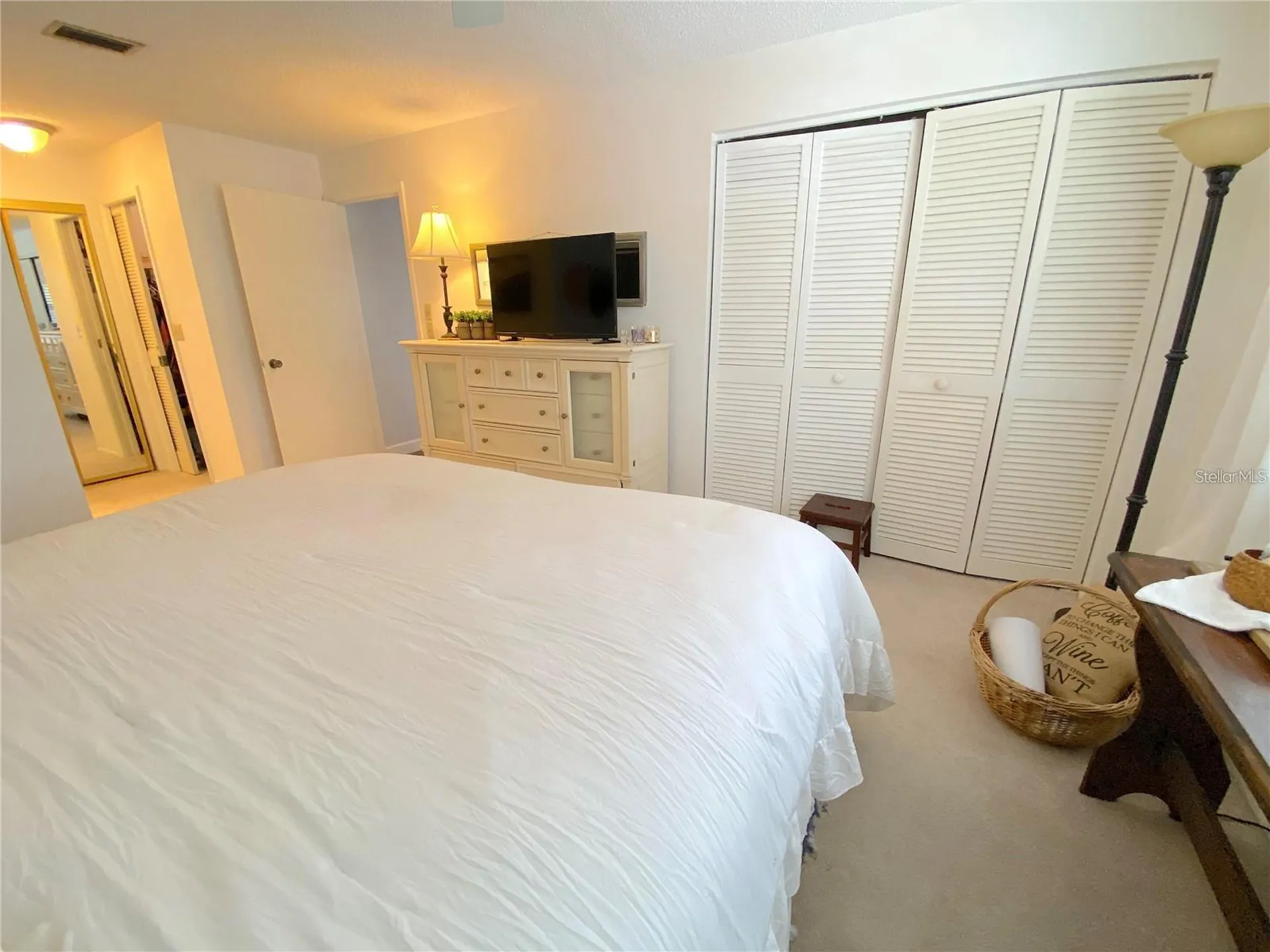 7041 W Country Club Drive N Sarasota FL 34243