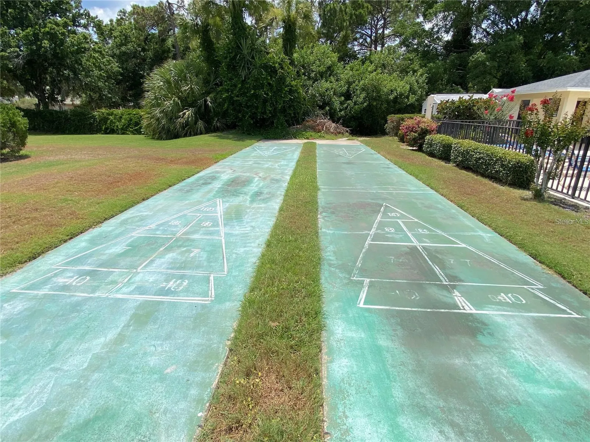 7041 W Country Club Drive N Sarasota FL 34243