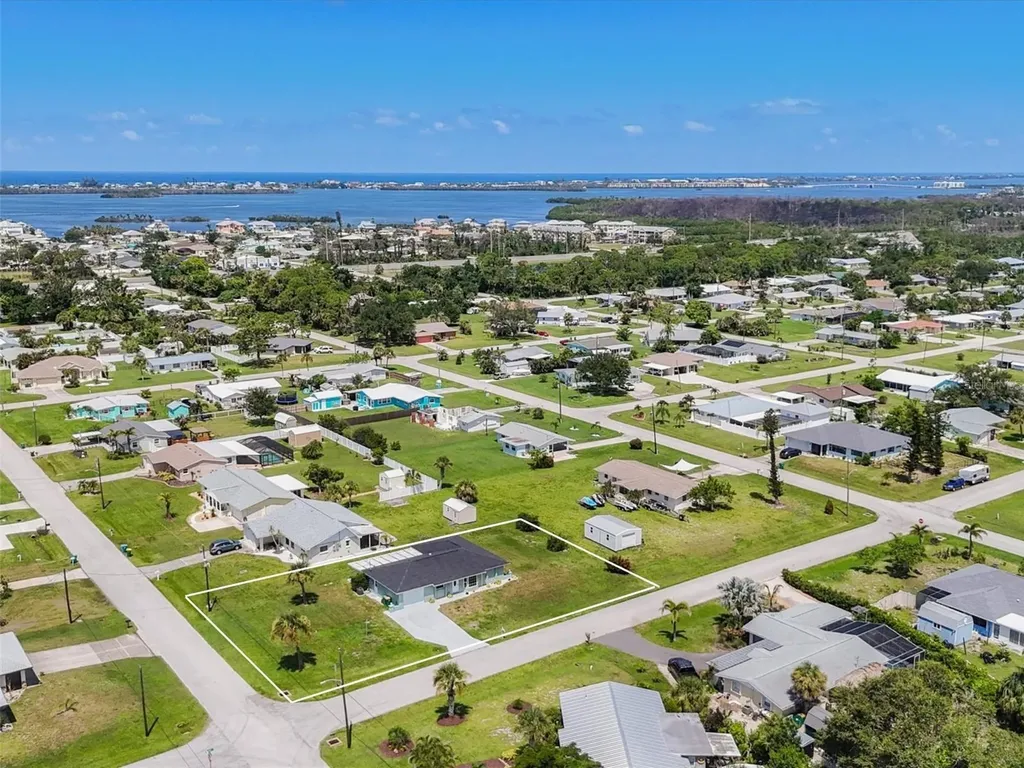2620 12th Street Englewood FL 34224