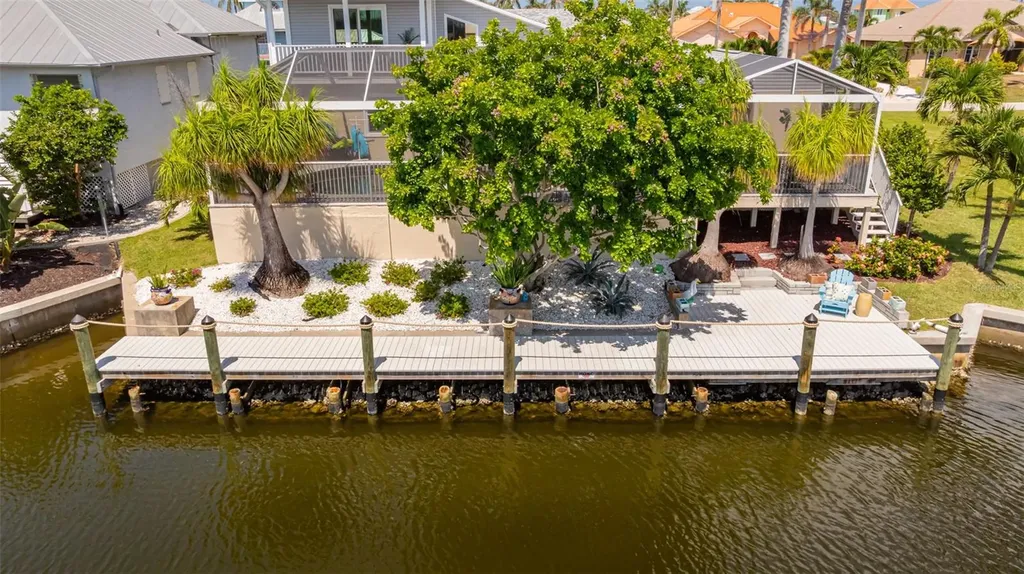 2372 Cherimoya Lane St James City FL 33956