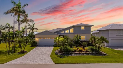 2372 Cherimoya Lane St James City FL 33956
