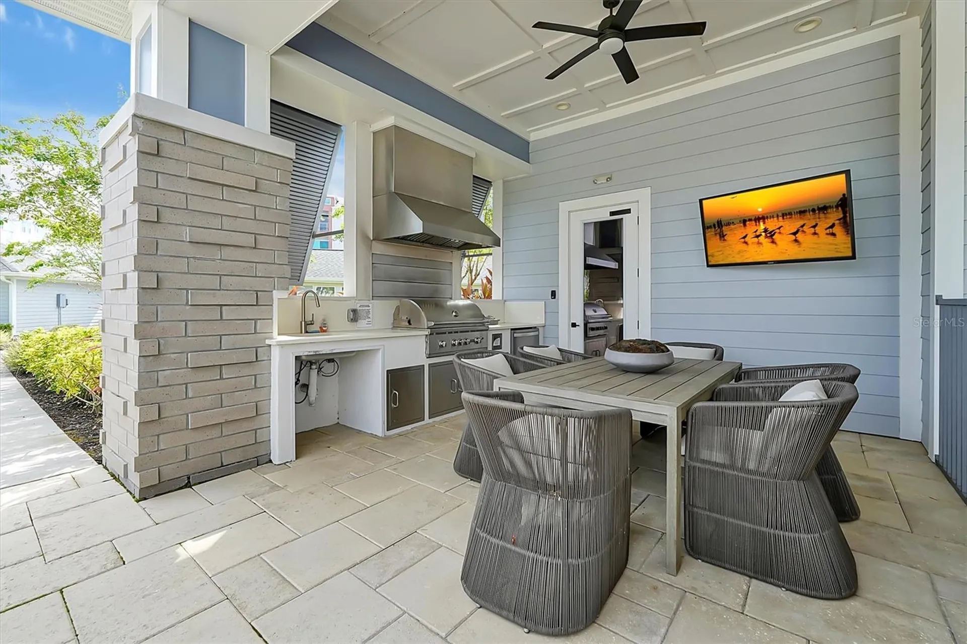 7565 Laureate Boulevard Orlando FL 32827