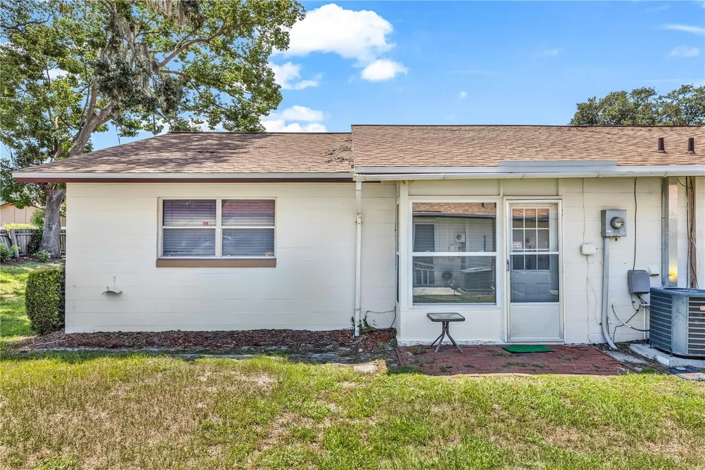 706 E Minnesota Avenue Deland FL 32724