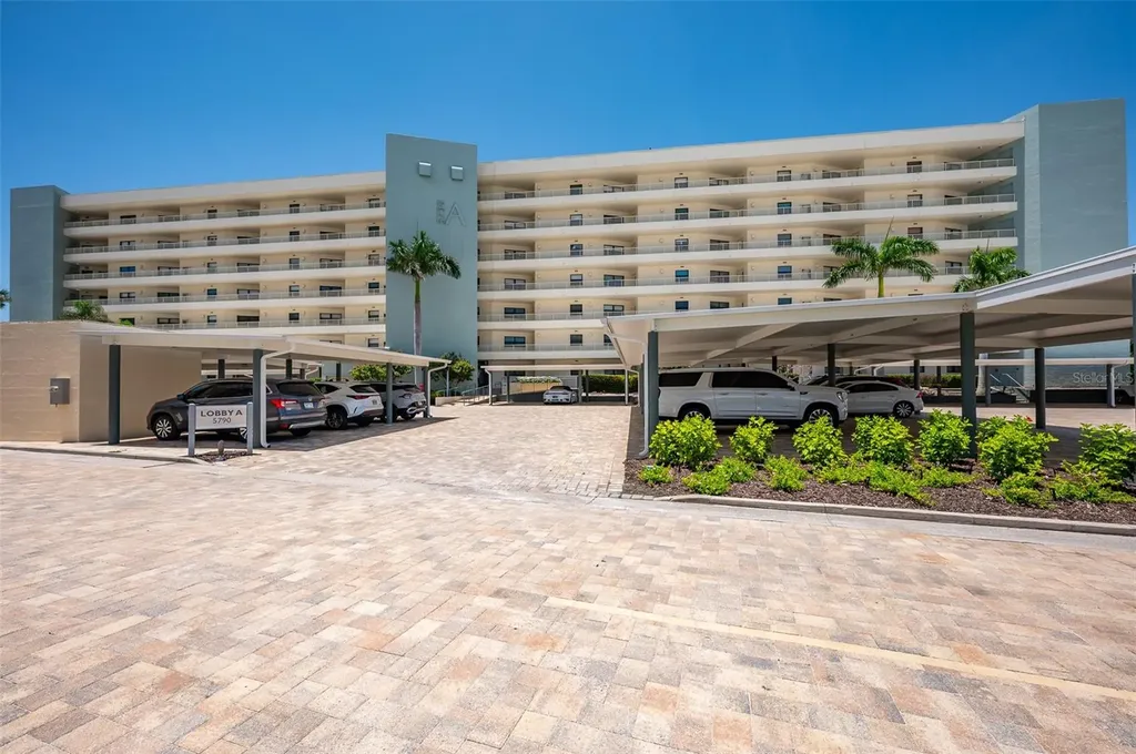 5790 Midnight Pass Road Sarasota FL 34242