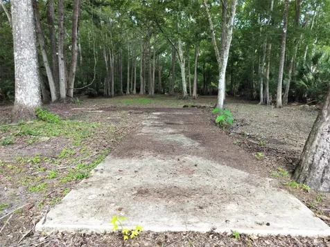 523 S Tuck Point Inverness FL 34450