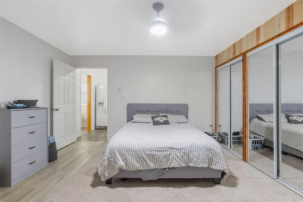 300 N Dixie Avenue Fruitland Park FL 34731