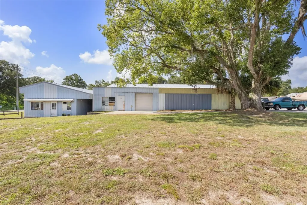 300 N Dixie Avenue Fruitland Park FL 34731