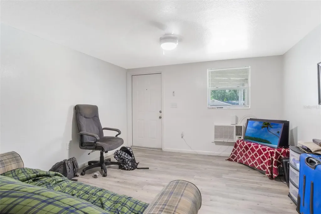 300 N Dixie Avenue Fruitland Park FL 34731