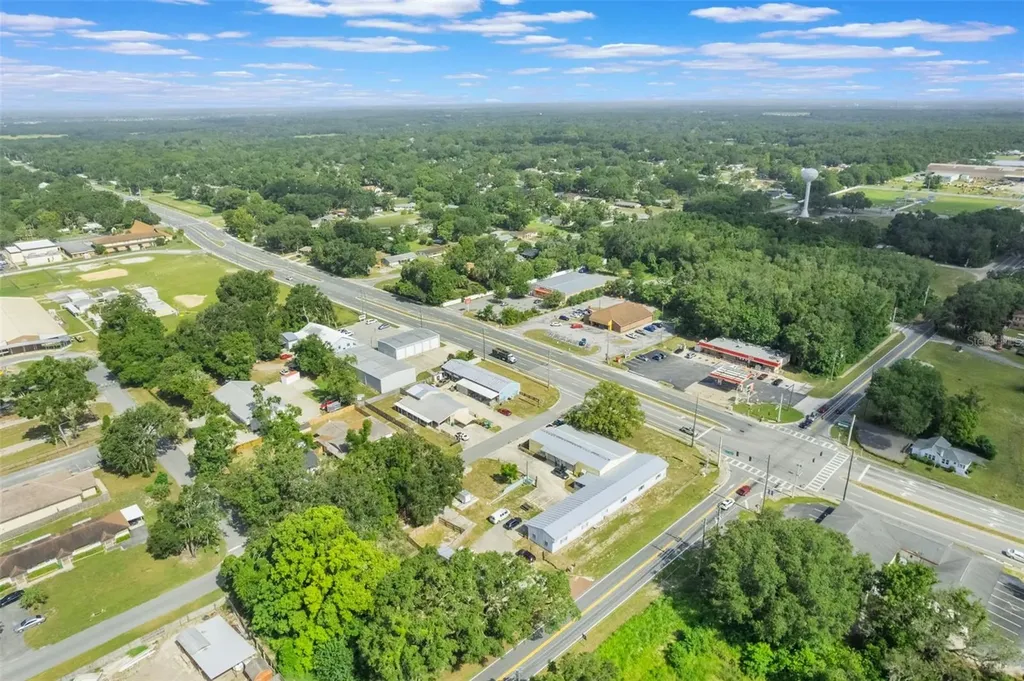 300 N Dixie Avenue Fruitland Park FL 34731