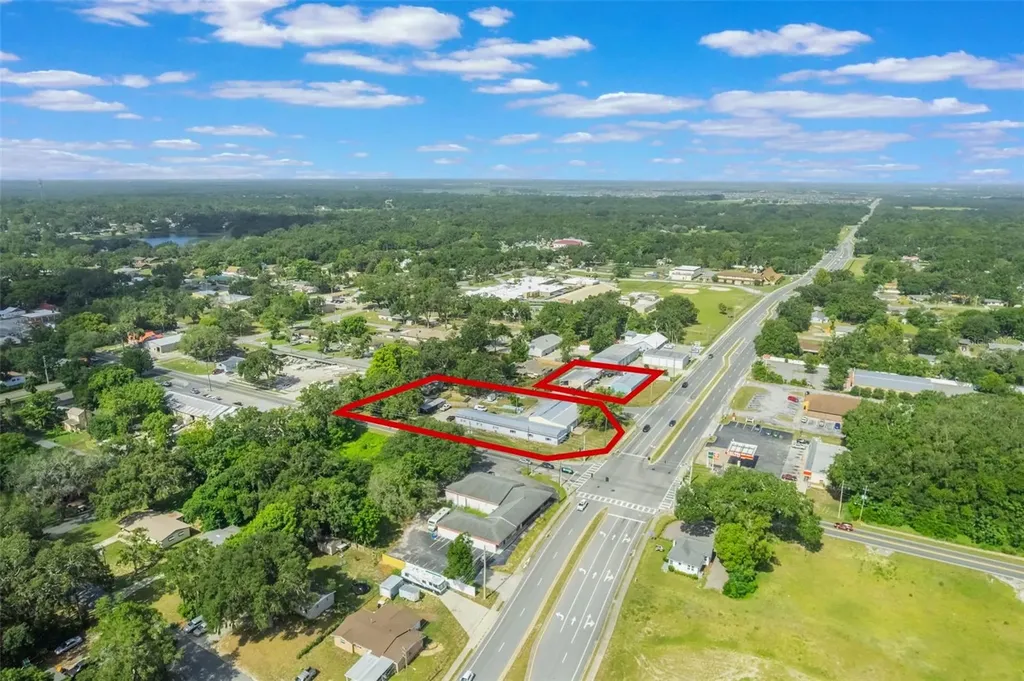 300 N Dixie Avenue Fruitland Park FL 34731