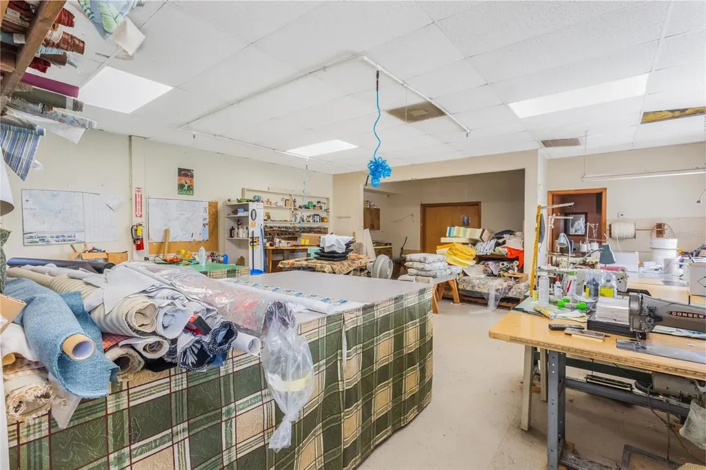 300 N Dixie Avenue Fruitland Park FL 34731