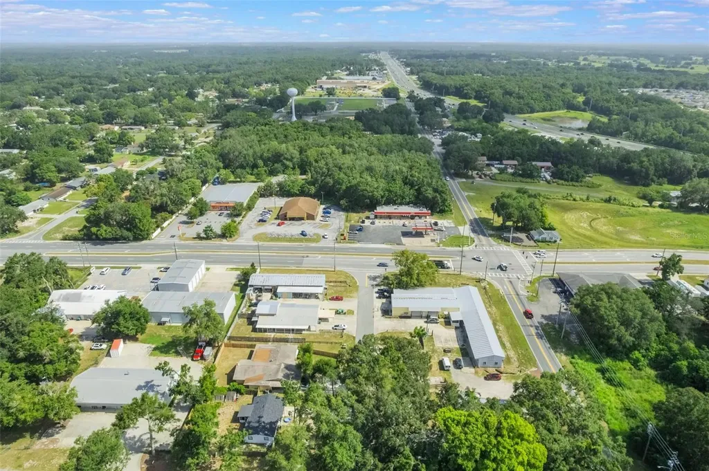 300 N Dixie Avenue Fruitland Park FL 34731