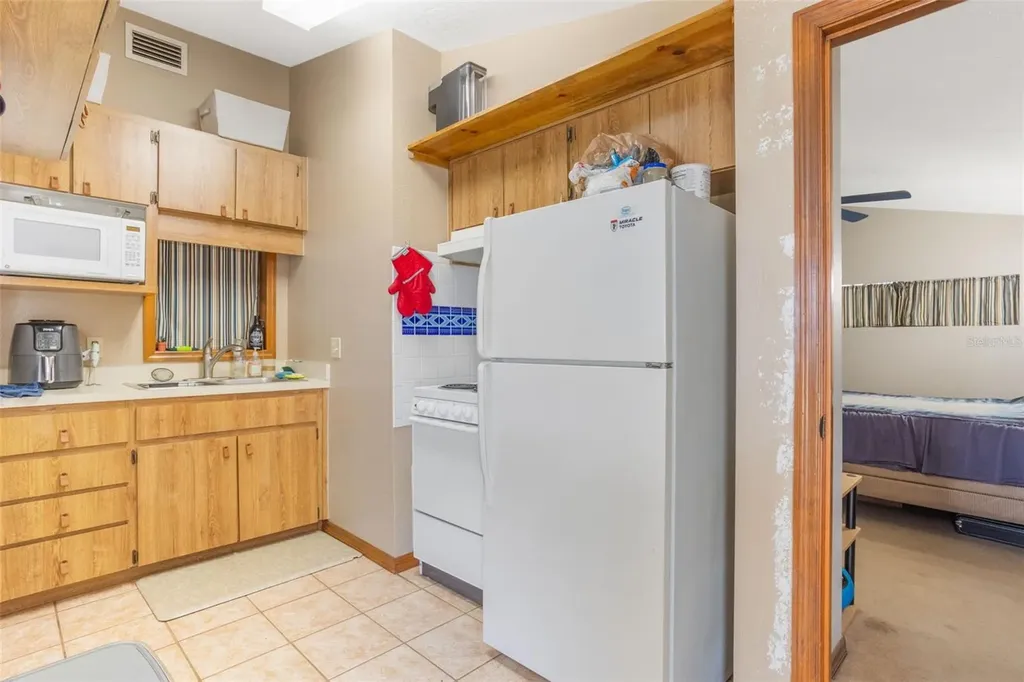 300 N Dixie Avenue Fruitland Park FL 34731