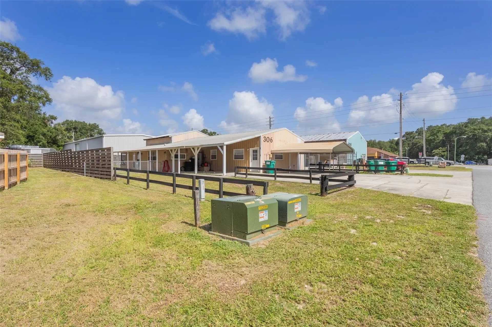 300 N Dixie Avenue Fruitland Park FL 34731