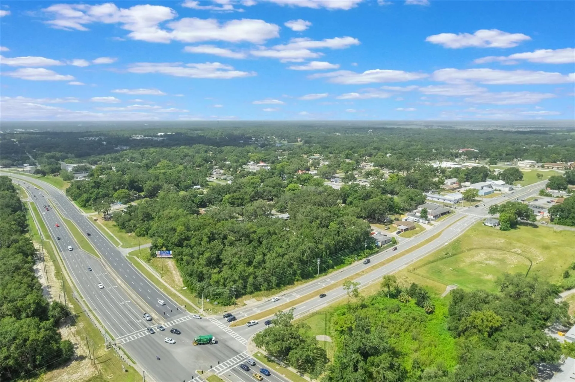 300 N Dixie Avenue Fruitland Park FL 34731